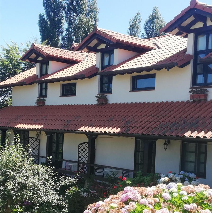 Posada Torre Del Milano Comillas Eksteriør billede